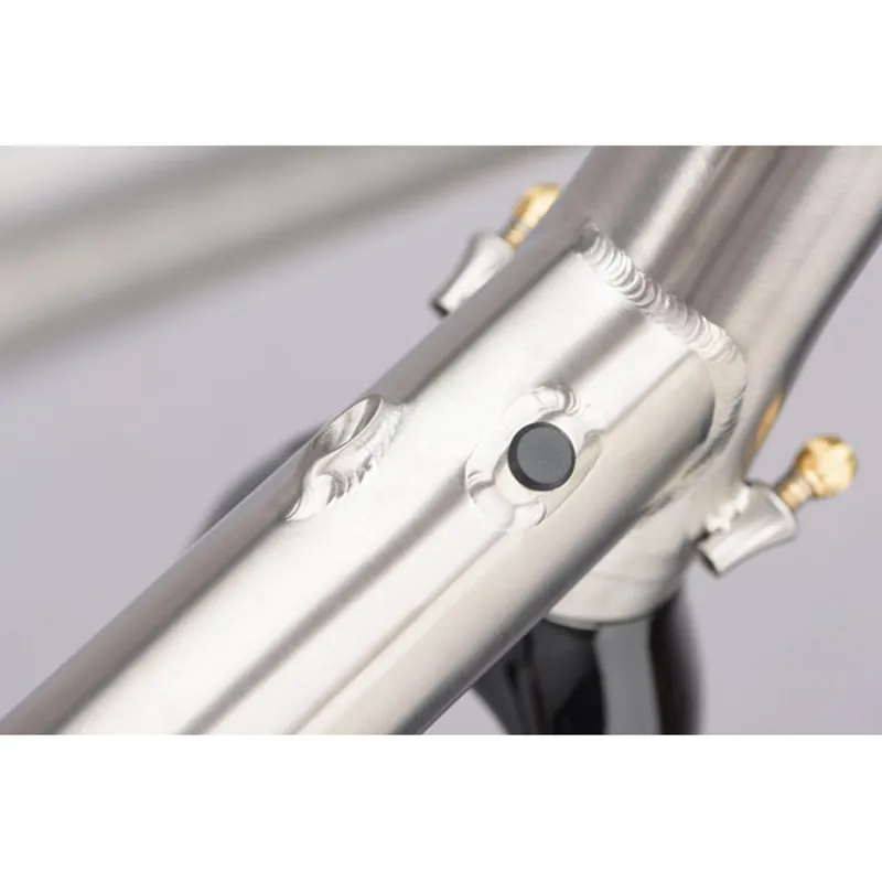 2023 - Genesis Croix De Fer Ti Titanium Frameset-9